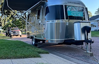 2014 Airstream RV Flying Cloud 19