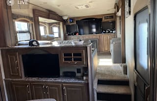 2015 Keystone RV Avalanche 380FL