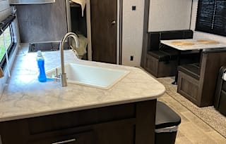 2021 Dutchmen RV Coleman Lantern LT Series 262BH