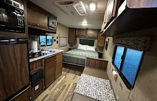 Vikki the Viking: 2018 Forest River RV VIKING 17FB