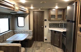 2018 Palomino Puma 28-FQDB