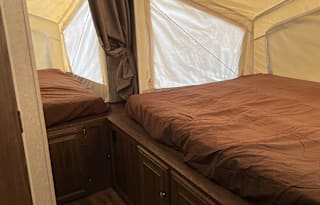 2016 Forest River RV Rockwood Roo 233S