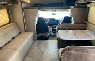 2018 Coachmen RV Freelander 31BH Ford 450