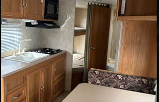 2007 KZ Connect C241BHK