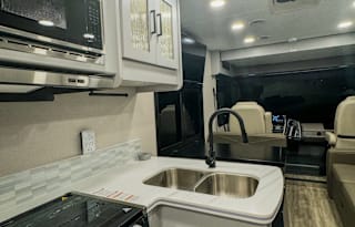 "Impeccably Clean and Spotless Plug and Play RV"