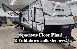 Get Outta Town! (In our Jayco)