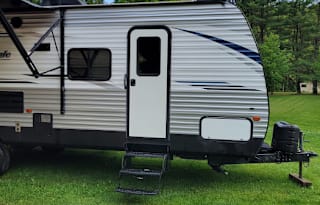 MoJo's 2019 Summerland Sleeps 10