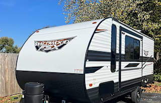 Adventure Awaits 24 Forest River Wildwood 178BHSK