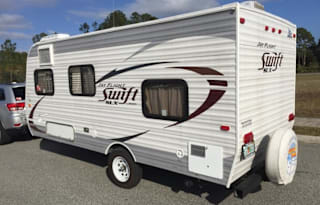 Jayco Flight 184BH with optional Boat tour