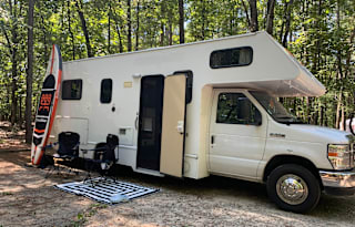 Adventure-Us, Home Away From Home,  Thor Majestic