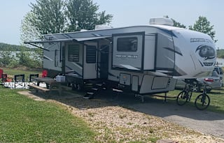 2022 Forest River RV Cherokee Arctic Wolf Suite 3990
