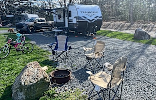 Grand Design Transcend 247BH Travel Trailer Rental