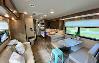 Central Florida RV Rental - 2020 Jayco Redhawk 31F