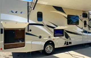 2015 Thor Motor Coach ACE 29.3
