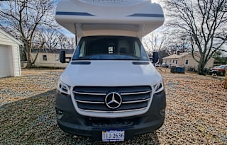 New 2025 Qwest on Mercedes Benz, 25 feet