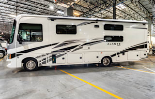 Brand New 2024 Jayco Alante Class A