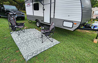 Enjoy our Coleman Lantern LT 17R