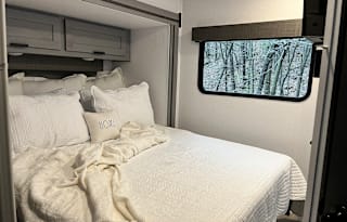 Meet Our 2023 Solera 27DSE Motorhome "MiLLiE"