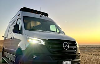 **Yosemite Revel 4 X 4 | Kid & Pet Friendly| Sac**
