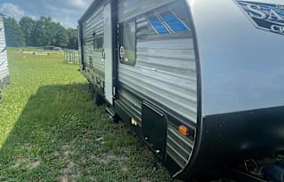 2022 Forest River Sleeps 9