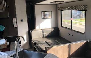2020 Dutchmen RV Coleman Lantern Series 334BH