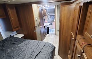 2019 Sunseeker LE Bunkhouse