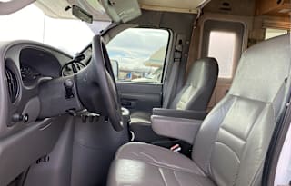 2004 Coachmen RV Freedom Express 31SE