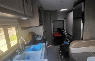 2020 Coachmen RV Freelander 22XG Chevy 4500