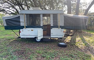 2002 Coleman Cozy Pop-Up
