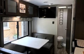 Forest River - Salem Cruise Lite 241QBXL