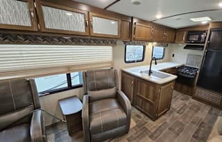 2019 Keystone RV Premier Ultra Lite 29RKPR