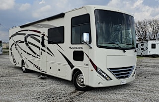 2020 Thor  Hurricane 34J M