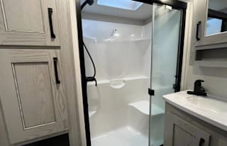 Delivery Only - 2023 Montana High Country 42.42 ft
