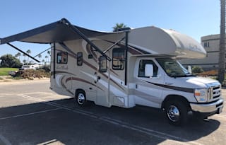 2017 Thor Four Winds 23F