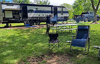 The Hansen's Chic Family Friendly Getaway