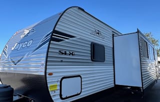 2025 BRAND NEW! Jayco Jay Flight SLX 321BDS