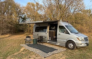 Hilda the Explorer! Great MPG, Solar & Generator!