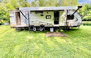 2017 Forest River RV Wildwood X-Lite 263BHXL