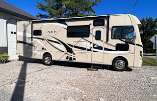 2017 Thor Motor Coach ACE 29.4