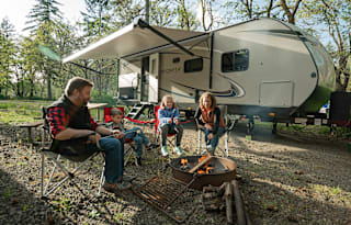 Pet friendly 2021 Starcraft Super Lite 241BH