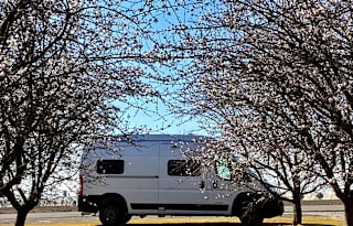 2022 Winnebago Solis camper van 4 sleepers upgrade