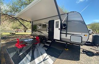 "Bessie” 2021 Jayco Jay Flight