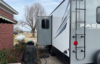 2021 Keystone Passport GT 2400RB Couple's Coach
