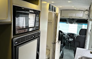Vanessa: A Sprinter Sportsmobile full-featured RV