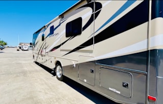 2021 Forest River RV Georgetown 5 Series 34H5