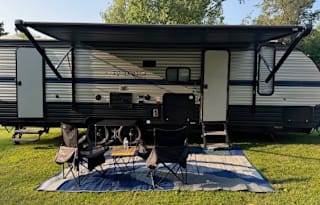 Great Camper for Summer Getaways!