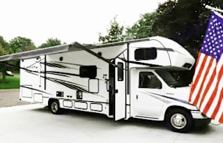 Pet Friendly 50% Monthly Rental & Unlimited Miles
