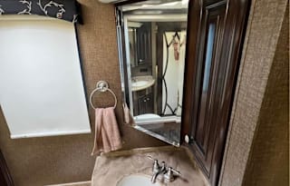 Spacious Moterhome