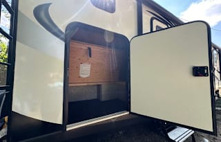 Book Now for Summer Camping - Sleeps up to 9