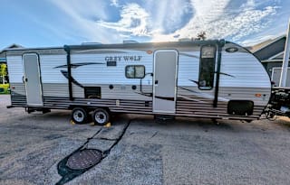 2016 Forest River RV Cherokee Grey Wolf 26DBH